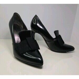 Lanvin Luxury Black Patent Leather Pump With Ribbon Details EU 37.5 NWOB